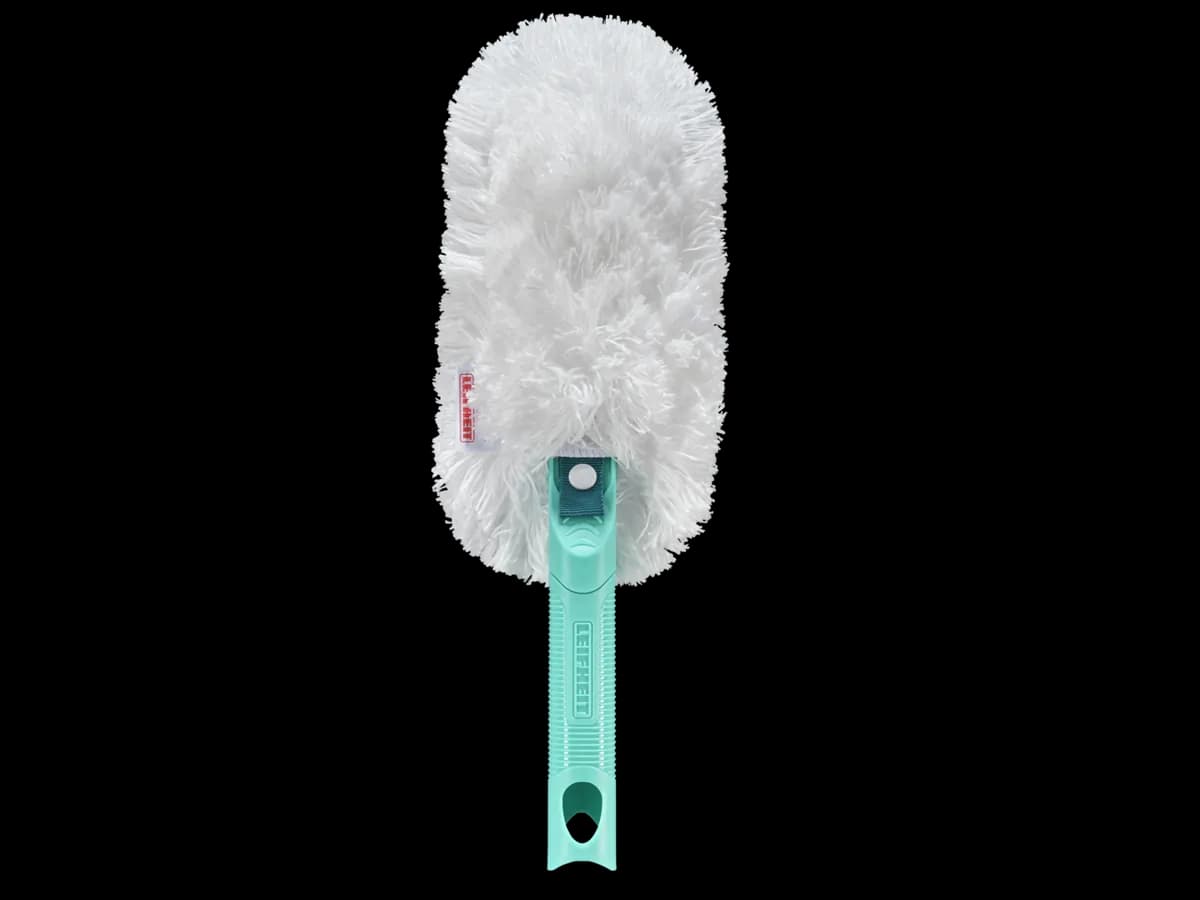 Plumero superduster click system