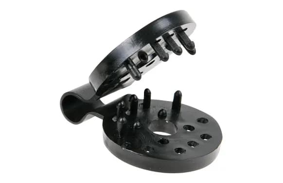 Pinza para malla ocultacion