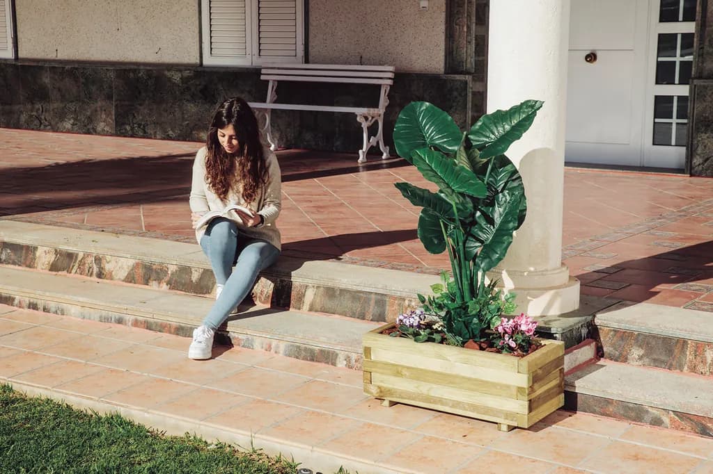 Jardinera de madera rectangular dora + geotextil