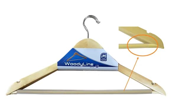 Percha madera con barra antideslizante