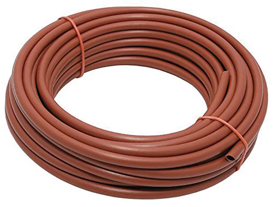 Tuberia marron con goteros turbulentos cada 33 cm