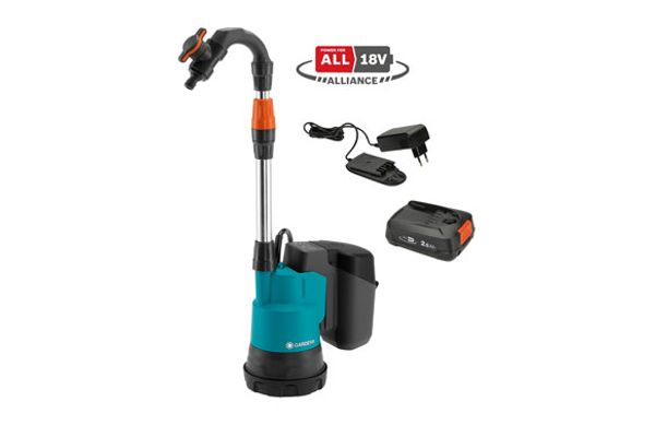 BOMBA DE DEPOSITO AGUAS PLUVIALES A BATERIA 18 V 2,5 AH 2.000 L/H