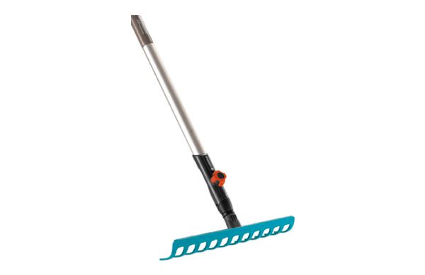 RASTRILLO JARDIN 12 PUAS 30 CM GARDENA CON MANGO COMBISYSTEM