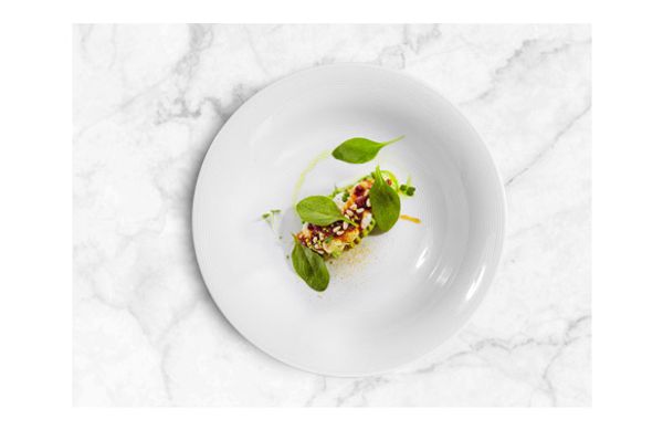 PLATO PORCELANA GRABADO BLANCO LLANO-27 CM